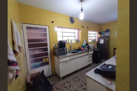 Casa à venda com 180m², 3 quartos e 5 vagas