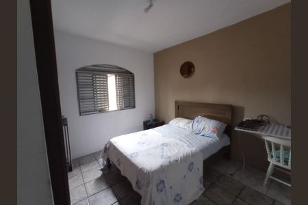 Casa à venda com 180m², 3 quartos e 5 vagas