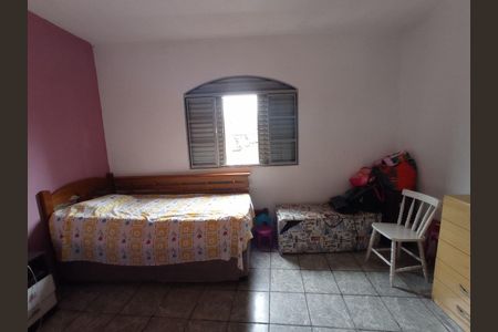 Casa à venda com 180m², 3 quartos e 5 vagas