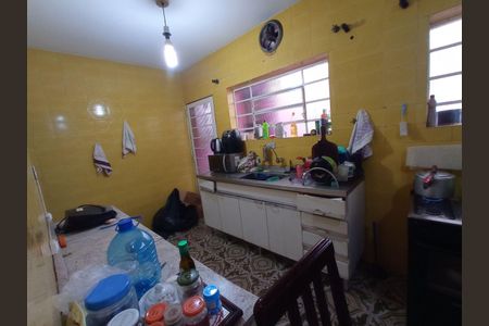 Casa à venda com 180m², 3 quartos e 5 vagas