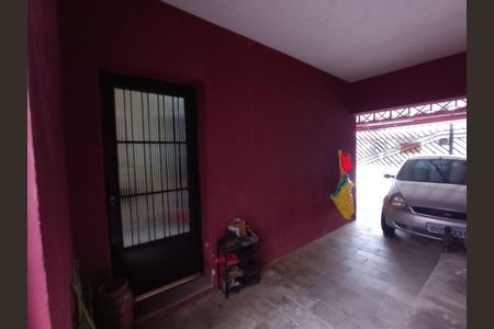 Casa à venda com 180m², 3 quartos e 5 vagas