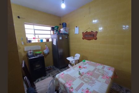 Casa à venda com 180m², 3 quartos e 5 vagas