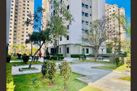 Apartamento para alugar com 50m², 2 quartos e 1 vagaÁrea comum