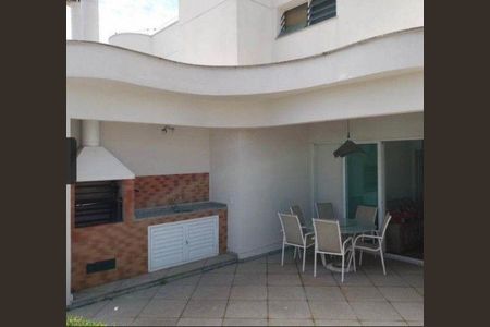 Apartamento à venda com 200m², 3 quartos e 4 vagas
