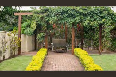 Casa à venda com 620m², 4 quartos e 6 vagas