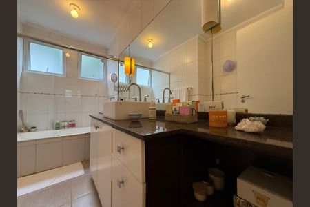 Apartamento à venda com 151m², 3 quartos e 2 vagas