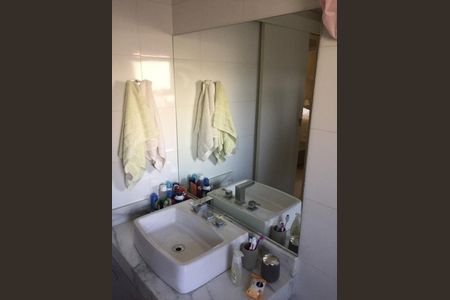 Apartamento à venda com 83m², 2 quartos e 1 vaga