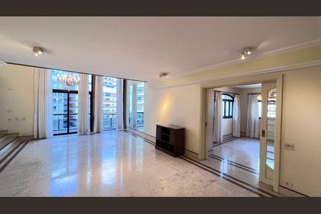 Apartamento à venda com 268m², 4 quartos e 4 vagas