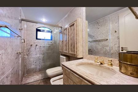Apartamento à venda com 268m², 4 quartos e 4 vagas