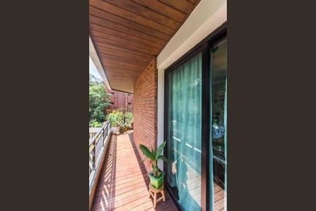 Apartamento à venda com 238m², 4 quartos e 3 vagas