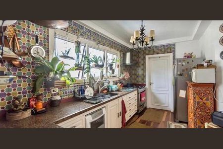 Apartamento à venda com 238m², 4 quartos e 3 vagas