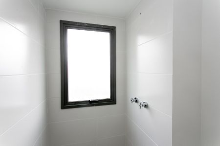 Apartamento para alugar com 70m², 2 quartos e 1 vaga Apartamento para alugar com 70m², 2 quartos e 1 vagaBanheiro da Suíte