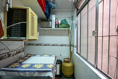 Apartamento para alugar com 45m², 2 quartos e 1 vagaÁrea de Serviço 