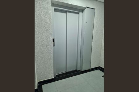 Apartamento à venda com 98m², 2 quartos e 1 vaga
