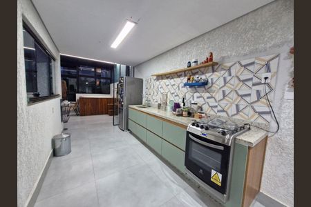 Apartamento à venda com 98m², 2 quartos e 1 vaga
