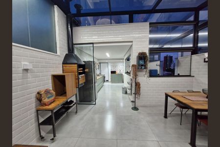 Apartamento à venda com 98m², 2 quartos e 1 vaga