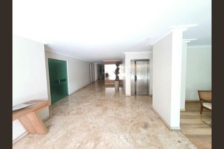 Apartamento à venda com 130m², 3 quartos e 1 vaga