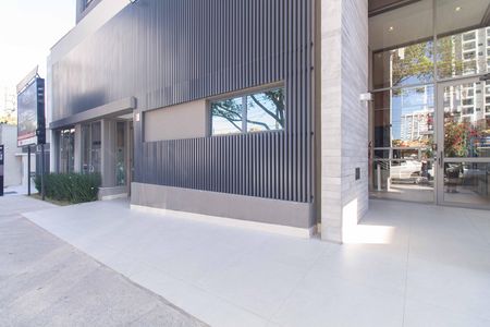 Apartamento à venda com 71m², 2 quartos e 1 vaga Apartamento à venda com 71m², 2 quartos e 1 vagaFachada