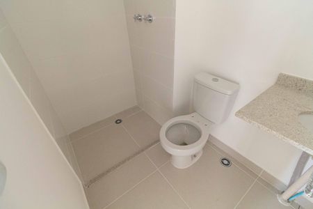 Apartamento à venda com 71m², 2 quartos e 1 vaga Apartamento à venda com 71m², 2 quartos e 1 vagaBanheiro