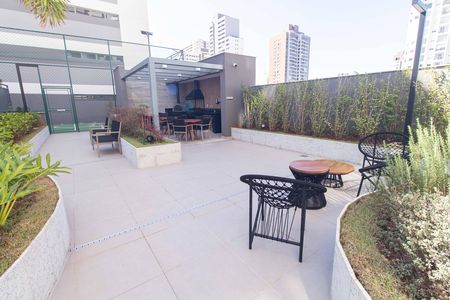 Apartamento à venda com 71m², 2 quartos e 1 vaga Apartamento à venda com 71m², 2 quartos e 1 vagaÁrea comum - Churrasqueira III