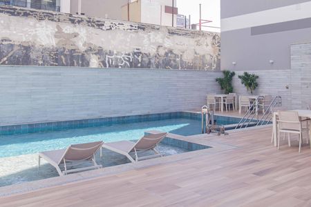 Apartamento à venda com 71m², 2 quartos e 1 vaga Apartamento à venda com 71m², 2 quartos e 1 vagaÁrea comum - Piscina