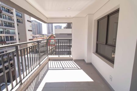 Apartamento à venda com 71m², 2 quartos e 1 vaga Apartamento à venda com 71m², 2 quartos e 1 vagaVaranda