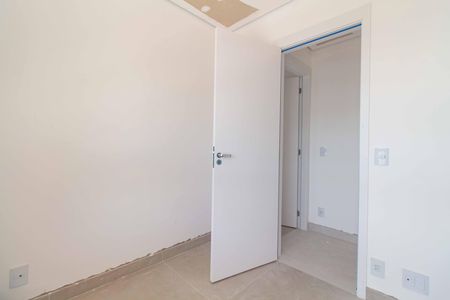 Apartamento para alugar com 71m², 2 quartos e 1 vagaQuarto