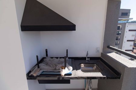 Apartamento para alugar com 71m², 2 quartos e 1 vagaChurrasqueira da varanda