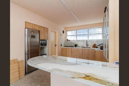 Apartamento à venda com 144m², 3 quartos e 1 vaga