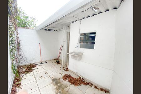 Casa à venda com 200m², 1 quarto e 1 vagaQuintal