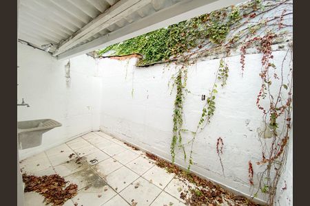 Casa à venda com 200m², 1 quarto e 1 vagaQuintal