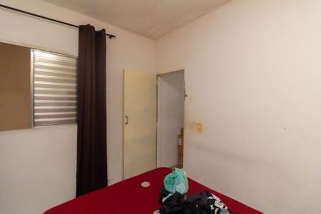 Quarto 1 de casa para alugar com 1 quarto, 35m² em Conjunto Residencial José Bonifácio, São Paulo
