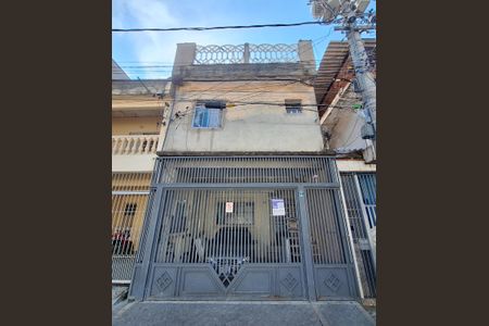 Casa para alugar com 35m², 1 quarto e sem vagaplaca
