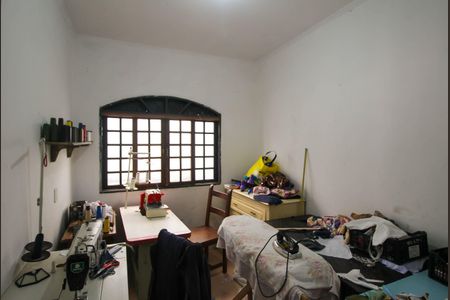Casa à venda com 80m², 3 quartos e 4 vagas Casa à venda com 80m², 3 quartos e 4 vagasQuarto 2