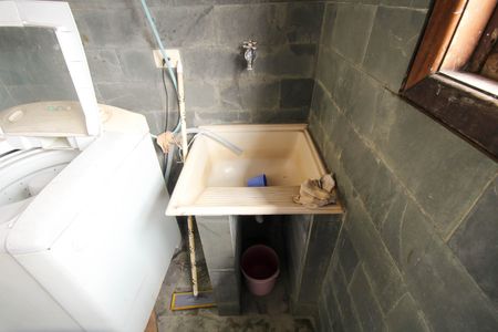 Casa à venda com 80m², 3 quartos e 4 vagas Casa à venda com 80m², 3 quartos e 4 vagasÁrea de Serviço
