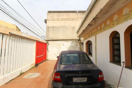 Casa à venda com 80m², 3 quartos e 4 vagas Casa à venda com 80m², 3 quartos e 4 vagasGaragem