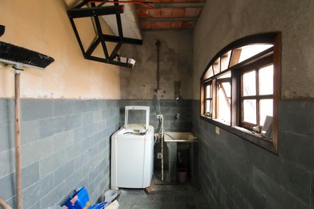 Casa à venda com 80m², 3 quartos e 4 vagas Casa à venda com 80m², 3 quartos e 4 vagasÁrea de Serviço