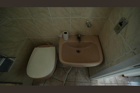 Casa para alugar com 70m², 2 quartos e 3 vagasBanheiro Social