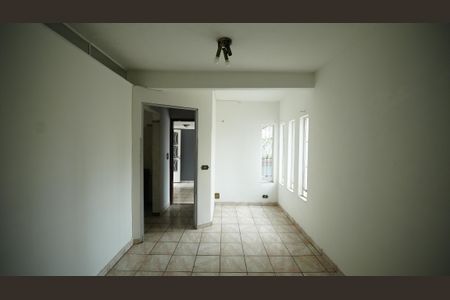 Casa para alugar com 70m², 2 quartos e 3 vagasSala