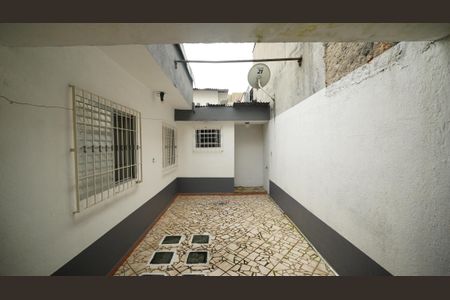 Casa para alugar com 70m², 2 quartos e 3 vagasQuintal
