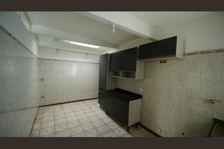 Casa para alugar com 70m², 2 quartos e 3 vagasCozinha
