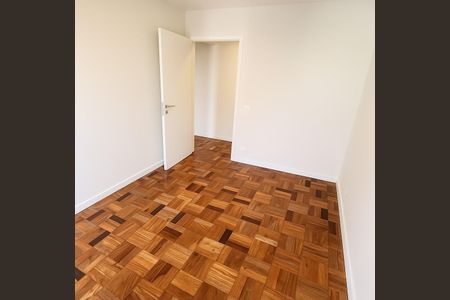 Apartamento à venda com 2 quartos, 74m² em Bosque da Saúde, São Paulo