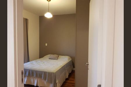Apartamento à venda com 78m², 1 quarto e 1 vaga