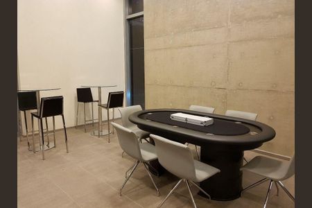 Apartamento à venda com 78m², 1 quarto e 1 vaga