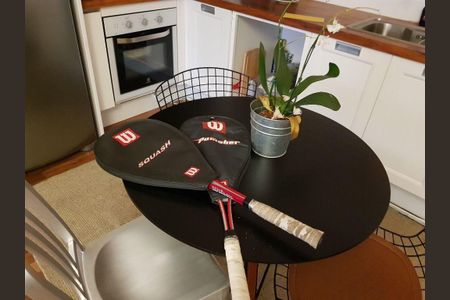 Apartamento à venda com 78m², 1 quarto e 1 vaga