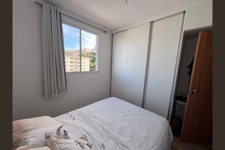 Apartamento à venda com 2 quartos, 50m² em Lagoinha, Belo Horizonte