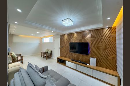Casa para alugar com 190m², 3 quartos e 1 vaga Casa para alugar com 190m², 3 quartos e 1 vagaSala
