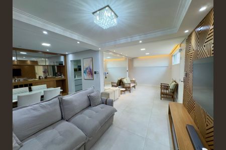 Sala de casa à venda com 3 quartos, 190m² em Vila Rosalia, Guarulhos