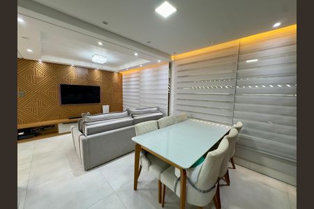 Casa para alugar com 190m², 3 quartos e 1 vaga Casa para alugar com 190m², 3 quartos e 1 vagaSala de Jantar