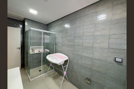 Casa para alugar com 190m², 3 quartos e 1 vaga Casa para alugar com 190m², 3 quartos e 1 vagaBanheiro 2